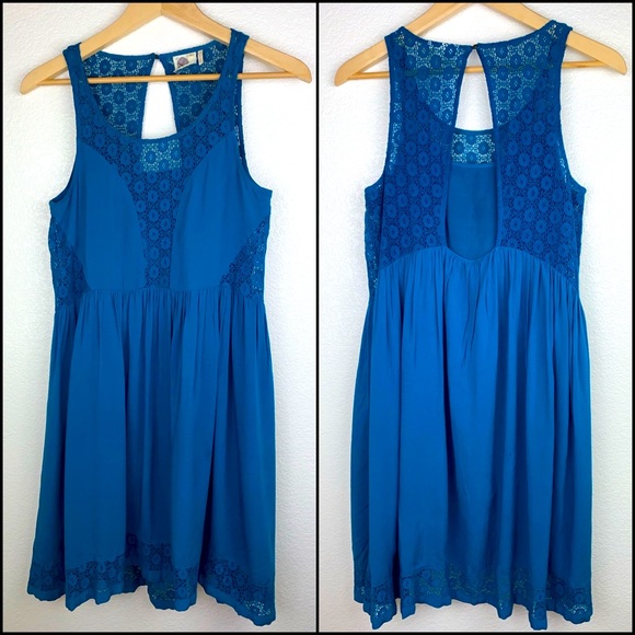 Anthro Lilka Crochet Lace Cutout Panel Bright Blue A-Line Swing Dress w/Pockets - Picture 5 of 11